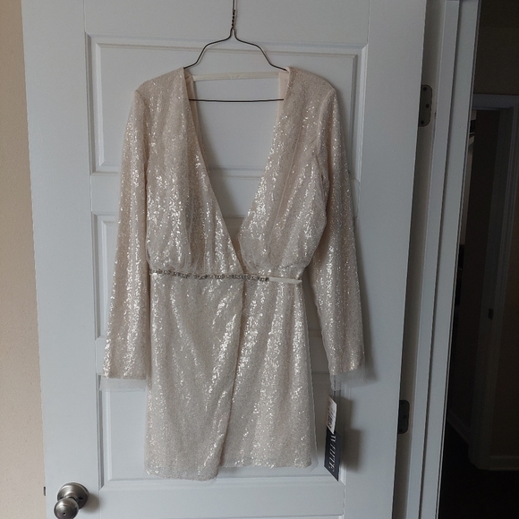 Vera Wang NWT wrap sequin dress - Picture 2 of 7